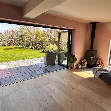 Formby, Spacious True Bungalow Steps From Beach Exterior photo
